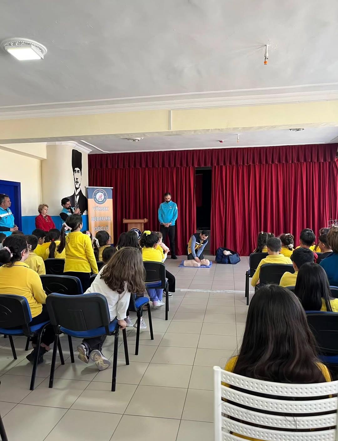 Güvenli bir okul, bilinçli bir nesil!