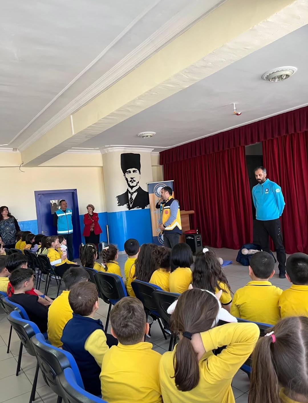 Güvenli bir okul, bilinçli bir nesil!